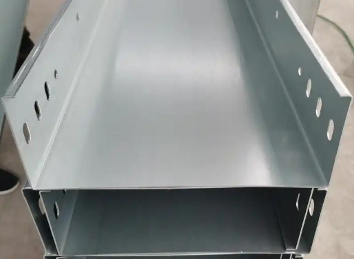 甘南你知道桥架厂用哪些原材料吗？揭秘！