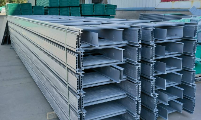 甘南防火桥架：不止于阻燃，更在于为逃生救援争取时间！